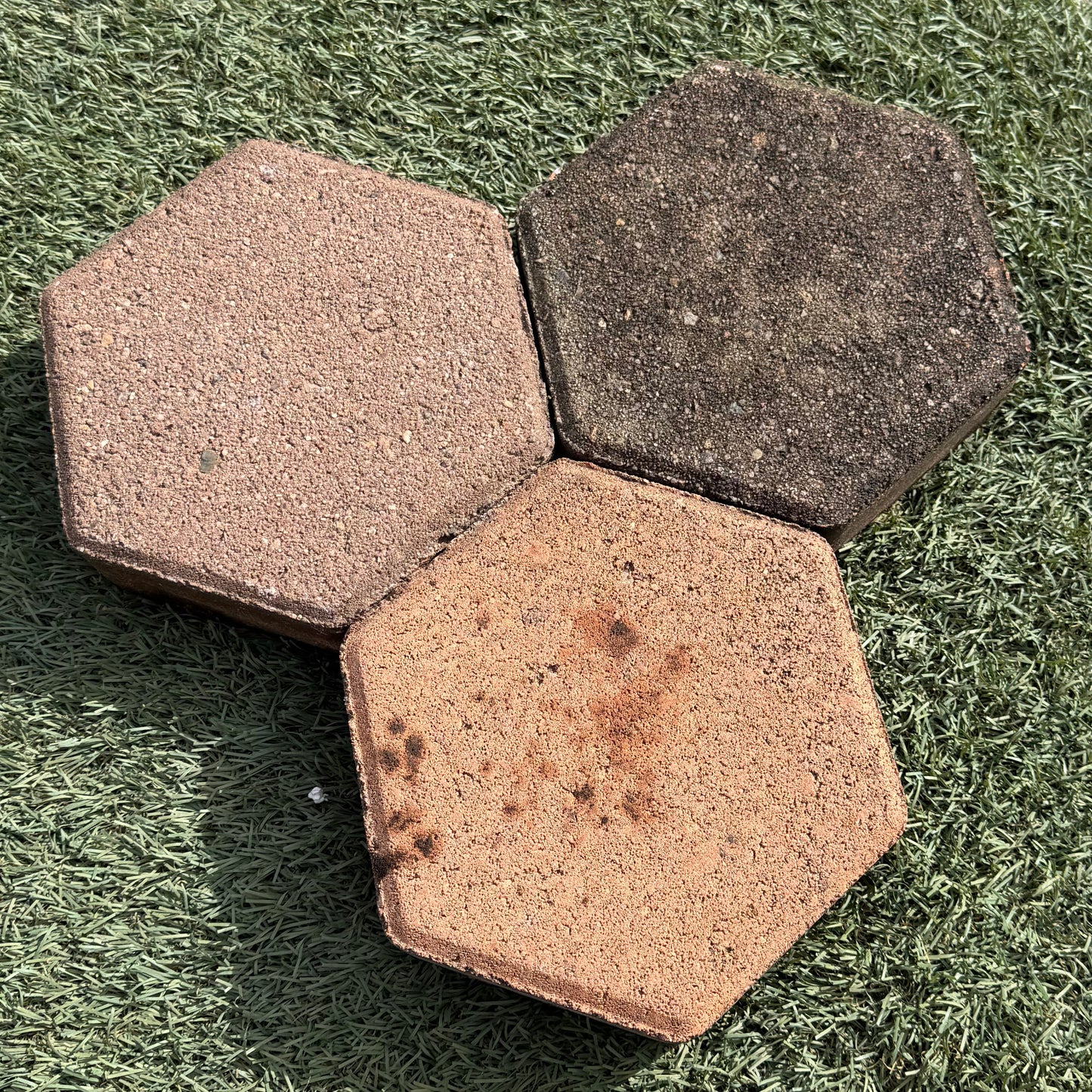 Concrete 210x210x60mm Hexagonal - Second Hand -