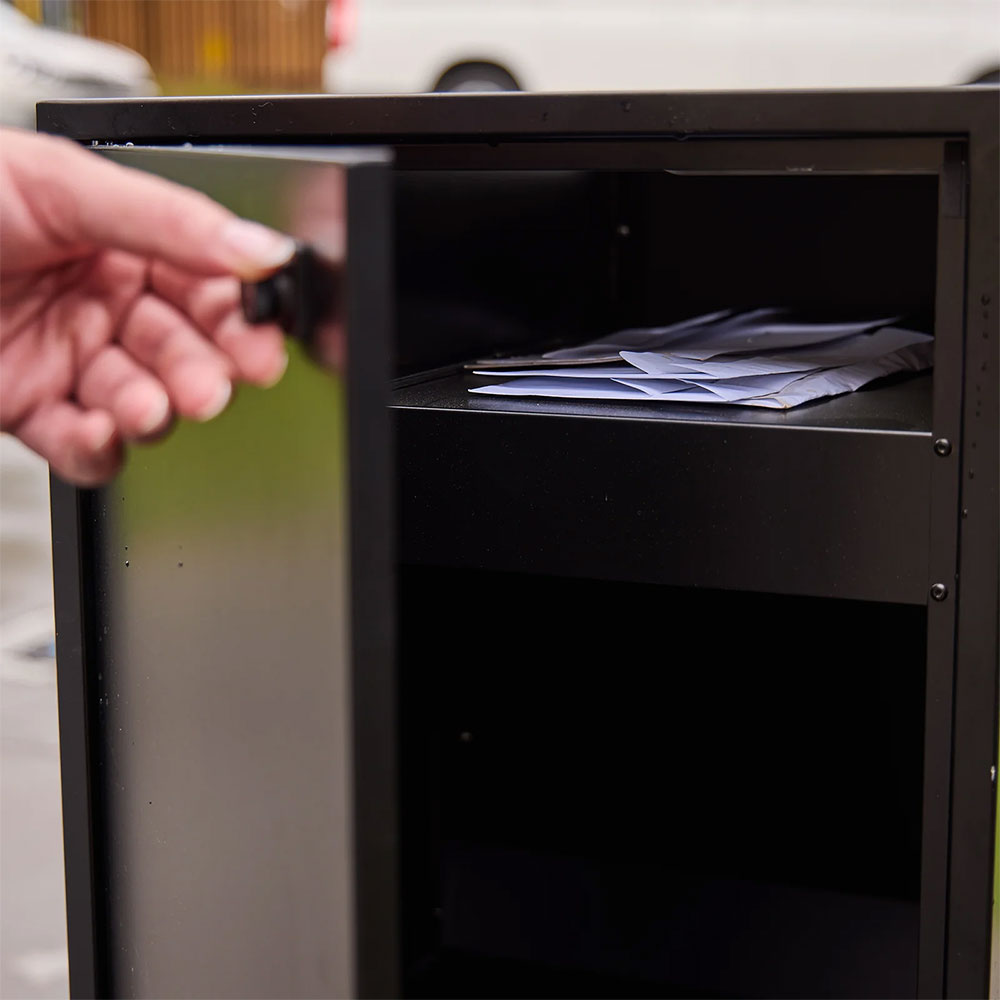 Letterbox - Zephyr Parcel